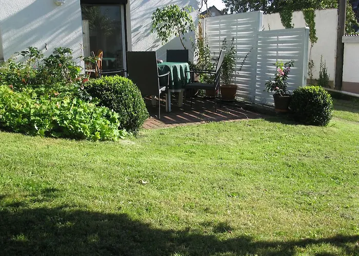 Johanna * 施马尔卡尔登